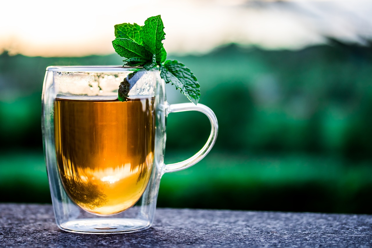 Cancer de la bouche : les bienfaits du thé et du café pour réduire les risques